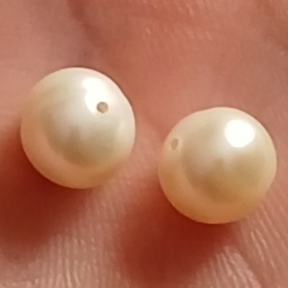 Set Of Genuine Natural Saltwater Pearls Loose Beads 9 Gms Each Thick Nacre